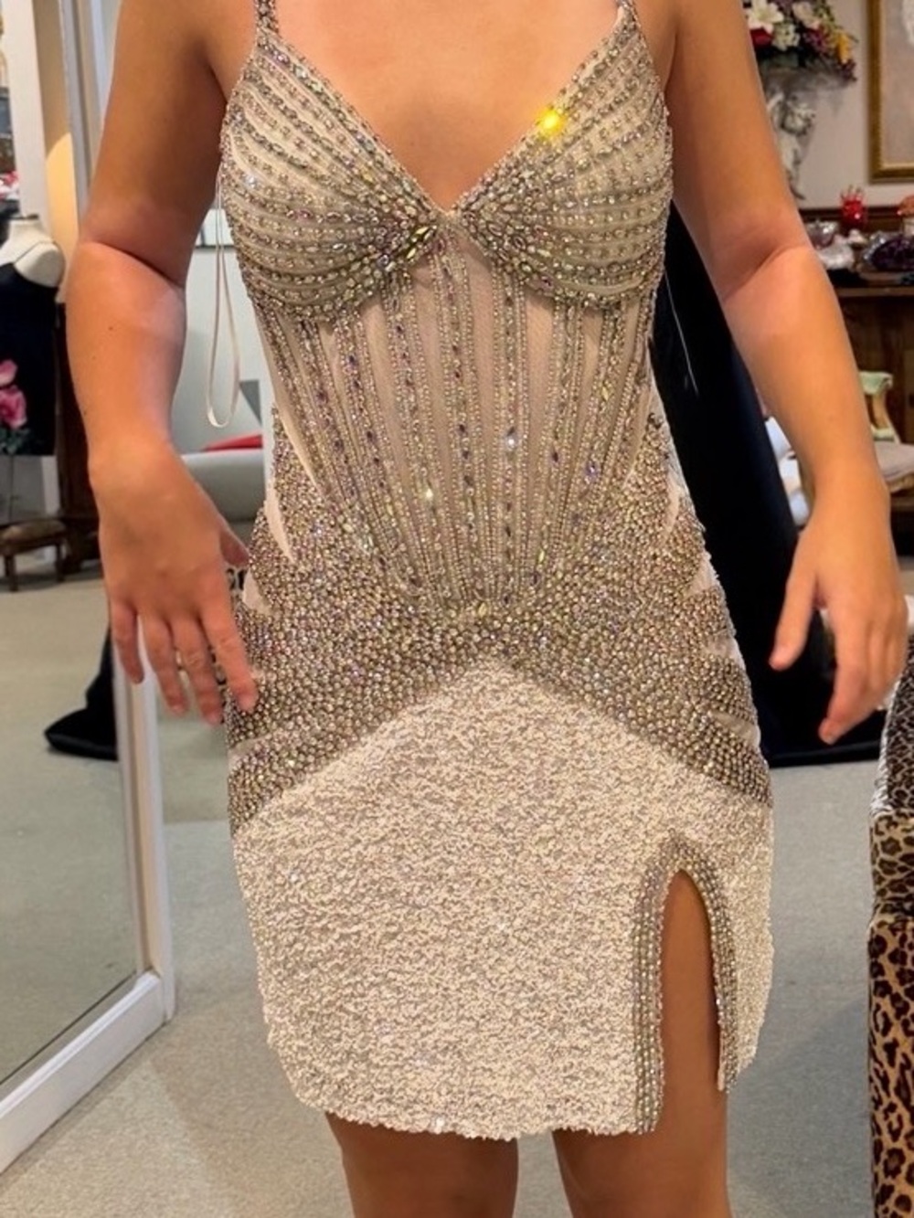 ✨ JOVANI Prom / Homecoming / Pageant Dress – Size 4 ✨